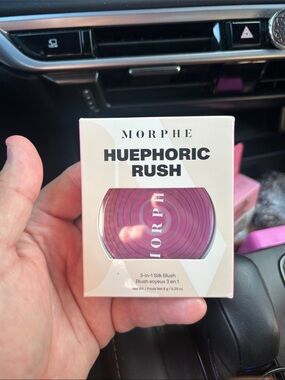 Morphe Huephoric Rush 3-in-1 Silk Blush - Magenta Pink